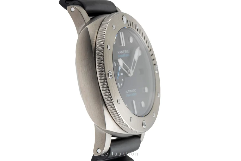 Panerai Submersible titanium automatic men's watch PAM01305 LP: 10900EUR [2504205]