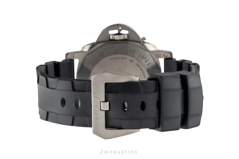 Panerai Submersible titanium automatic men's watch PAM01305 LP: 10900EUR [2504205]