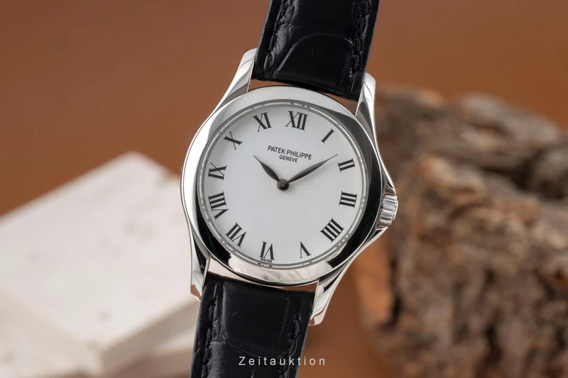 Patek Philippe Calatrava 18 ct white gold manual winding women's watch 4905 [2600110]
