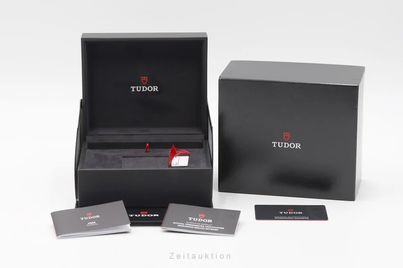 Tudor Black Bay steel automatic men's watch 79030B-0003 [2601370]