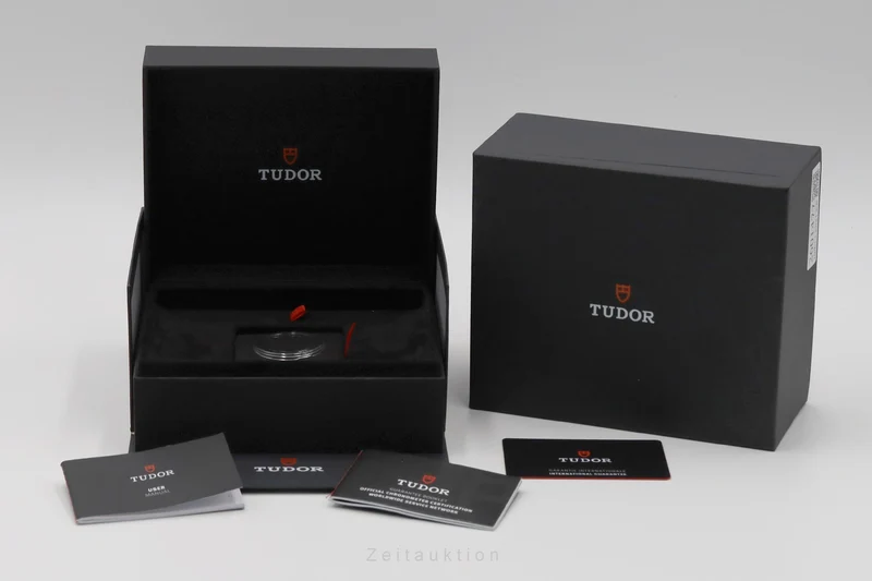 Tudor Black Bay steel automatic men's watch 79000N-0002 LP: 3830EUR [2601477]