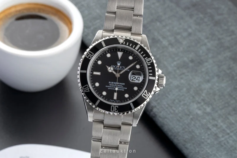 Rolex Submariner steel automatic men's watch 16610 T [2601454]
