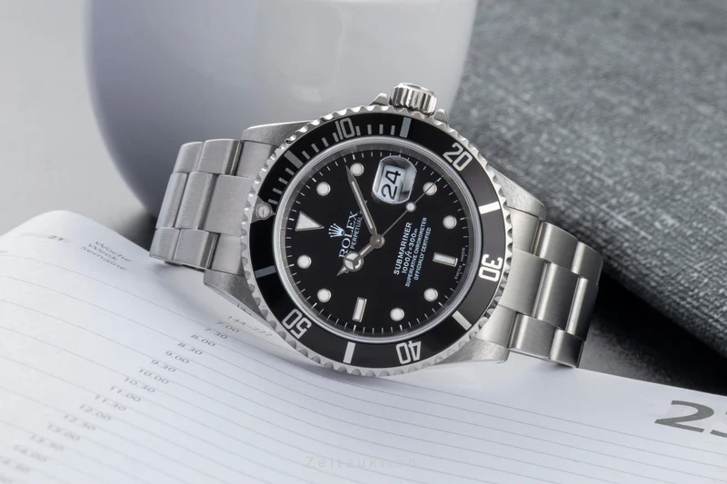 Rolex Submariner steel automatic men's watch 16610 T [2601454]