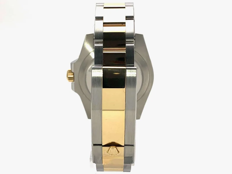 Rolex Submariner Date 116613LN aus 2016 LC100
