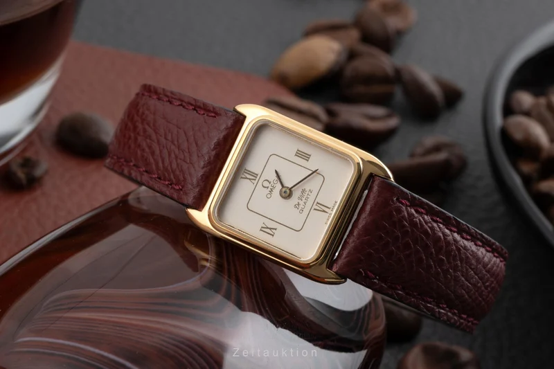 Omega De Ville gilt-brass quartz women's watch 591.0153.1 Vintage [2507380]