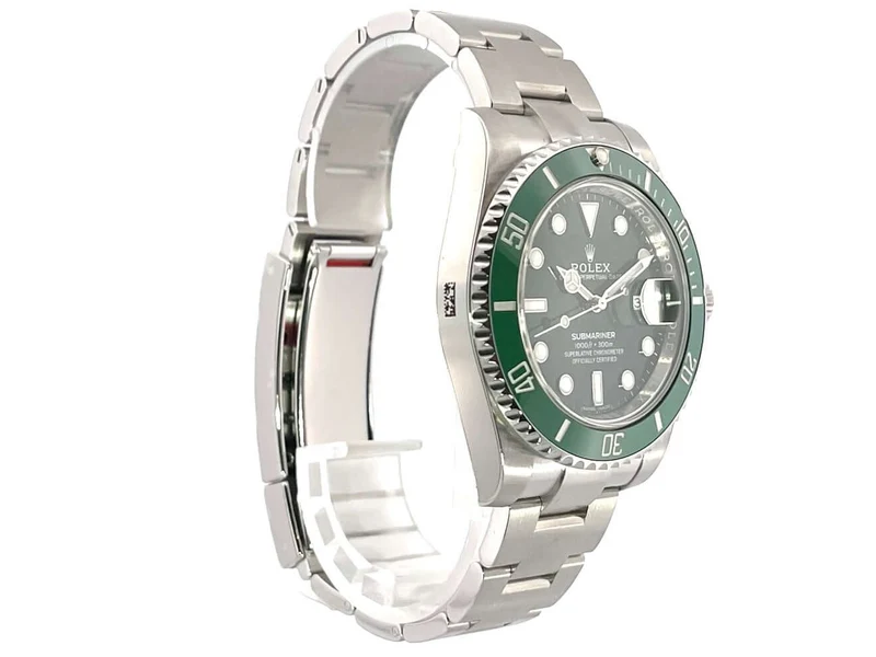 Rolex Submariner Date 116610LV aus 2017 verklebt LC100