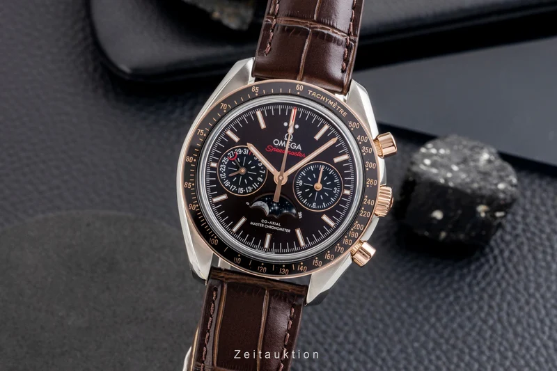 Omega Speedmaster chronograph steel / gold automatic men's watch 304.23.44.52.13.001 LP: 17500EUR [2601226]