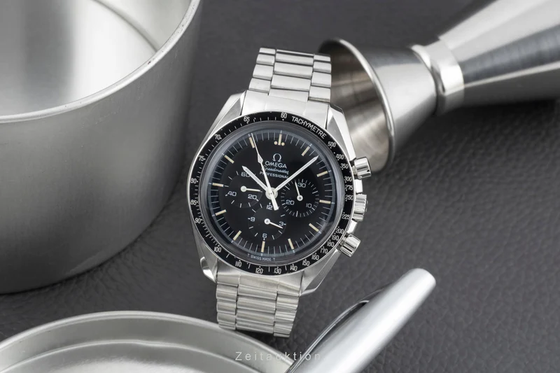 Omega Speedmaster Moonwatch chronograph steel manual winding men's watch 145.022-74 ST Vintage [2600450]
