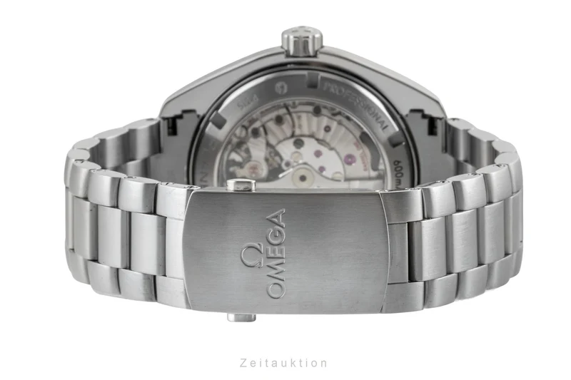 Omega Seamaster titanium automatic men's watch 232.90.46.21.03.001 [2600999]