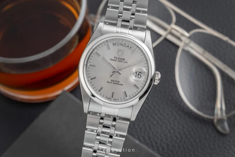 Tudor Date-Day steel automatic men's watch 76200 [2601122]