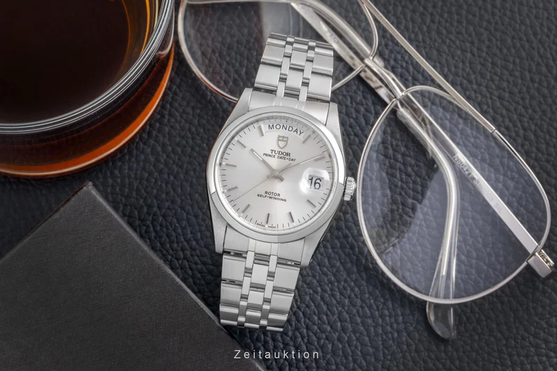Tudor Date-Day steel automatic men's watch 76200 [2601122]