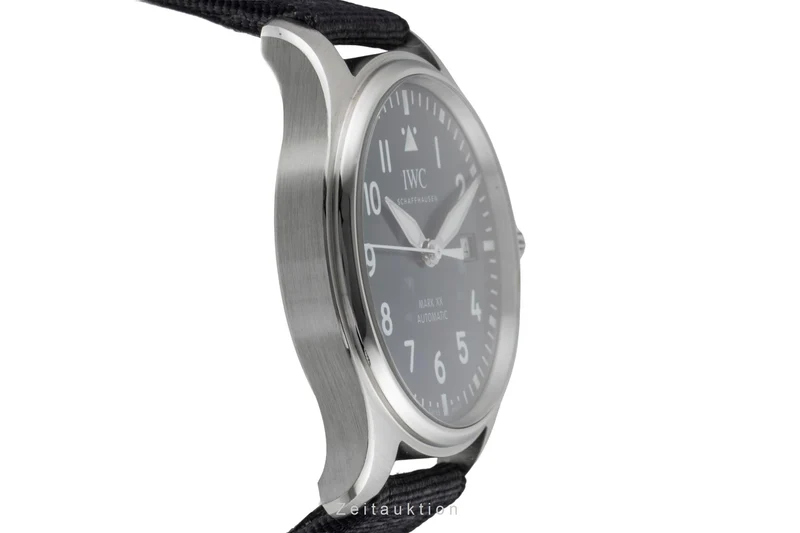 IWC Pilot steel automatic men's watch IW328203 LP: 5700EUR [2601235]