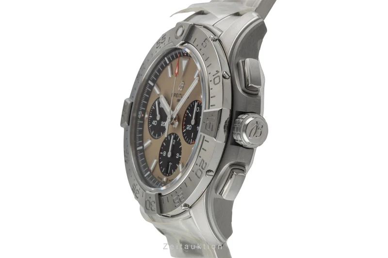 Breitling Avenger chronograph steel automatic men's watch AB0147101A1A1 LP: 7200EUR [2601326]