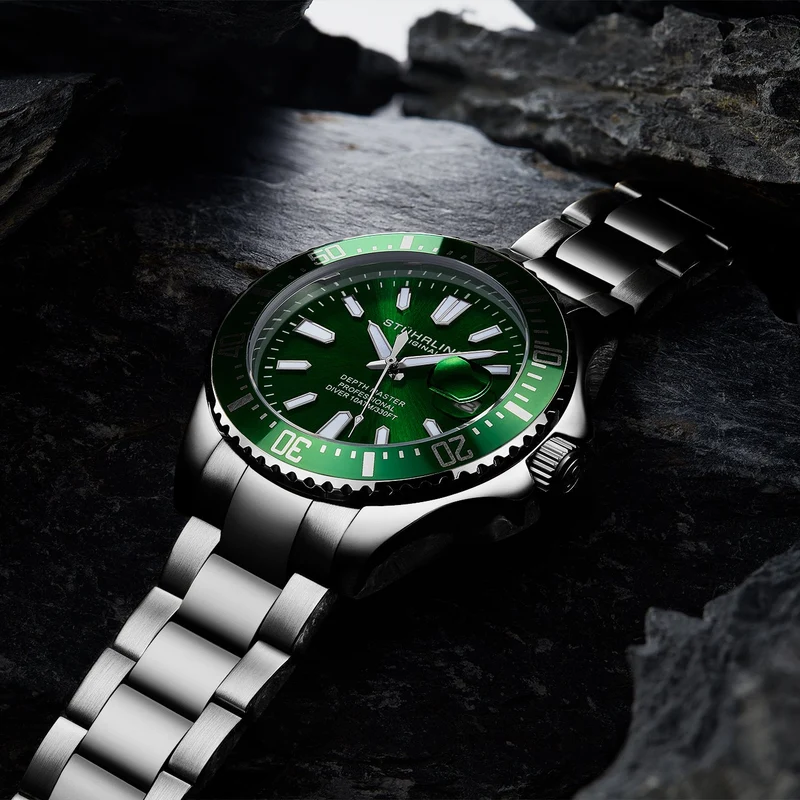Stührling Depthmaster 3950A Quartz 42mm Diver