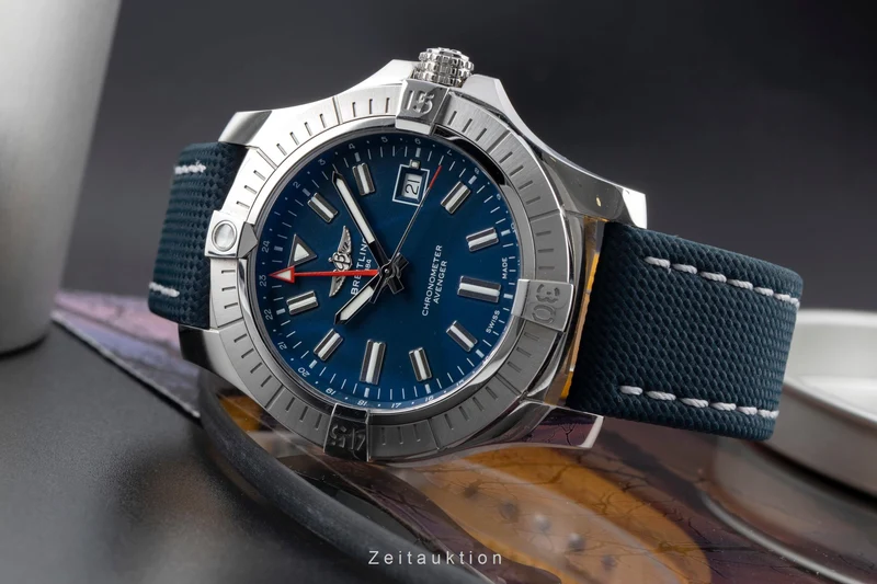 Breitling Avenger steel automatic men's watch A32395101C1X1 LP: 5550EUR [2601146]