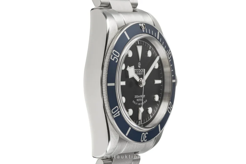 Tudor Black Bay steel automatic men's watch 79220B LP: 3950EUR [2301461]