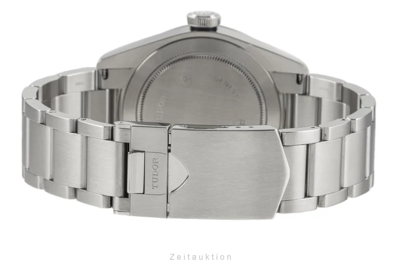 Tudor Black Bay steel automatic men's watch 79220B LP: 3950EUR [2301461]