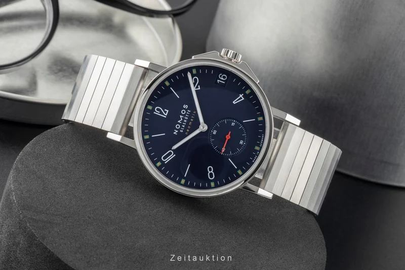 Nomos Ahoi steel automatic men's watch 528 LP: 4300EUR [2601259]
