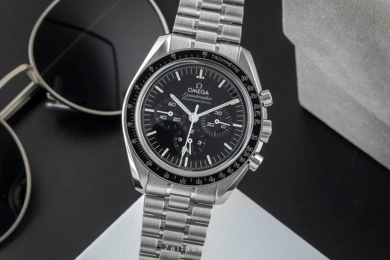 Omega Speedmaster Moonwatch chronograph steel manual winding men's watch 310.30.42.50.01.002 LP: 8700EUR [2601276]