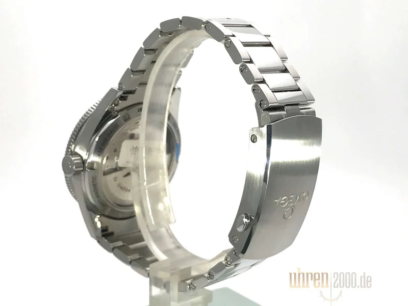 Omega Seamaster 300 Master Co-Axial 233.30.41.21.01.001 aus 2015