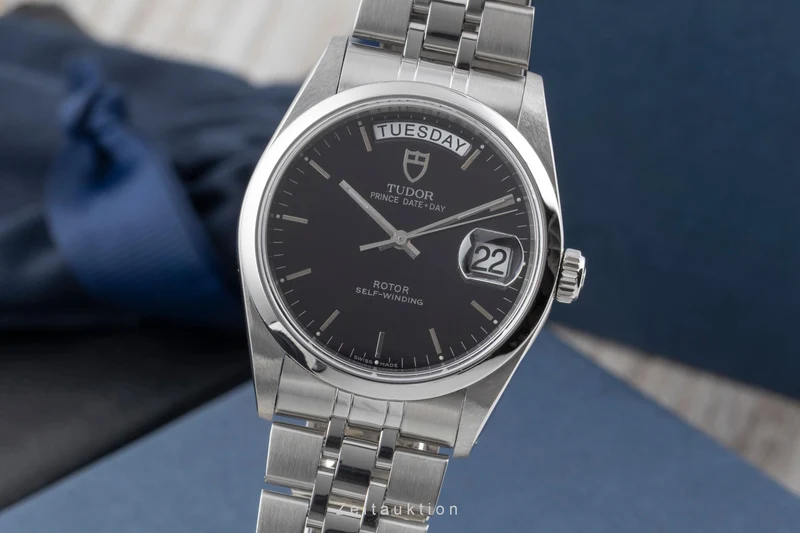Tudor Date-Day steel automatic men's watch 76200 [2600967]