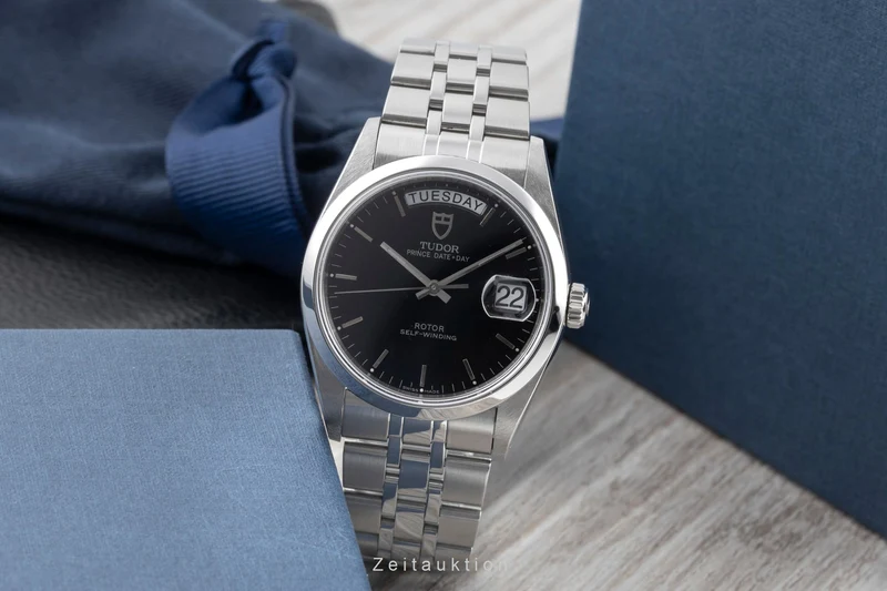 Tudor Date-Day steel automatic men's watch 76200 [2600967]