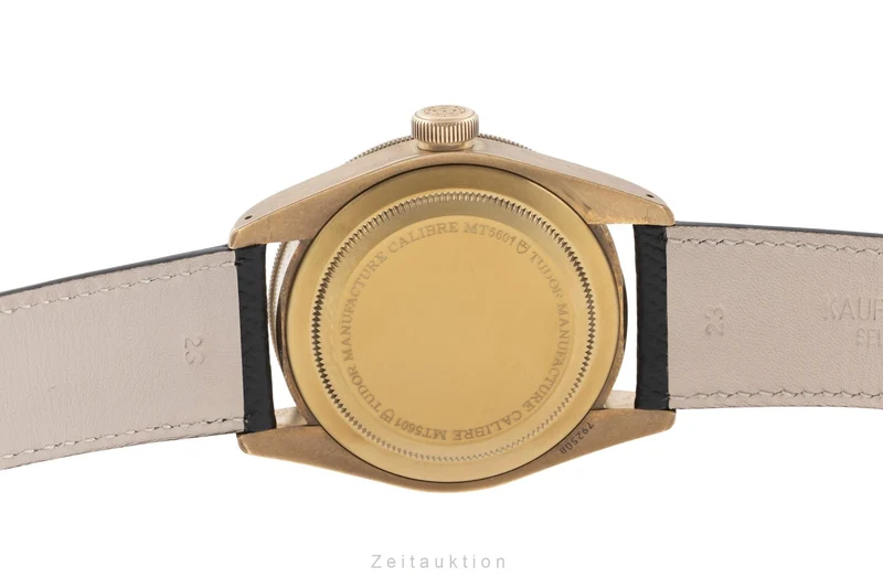 Tudor Black Bay bronze automatic men's watch 79250BA LP: 4800EUR [2600849]