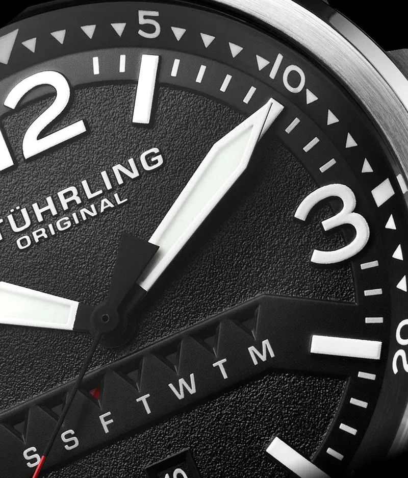 Aviator 447 Quartz 44mm