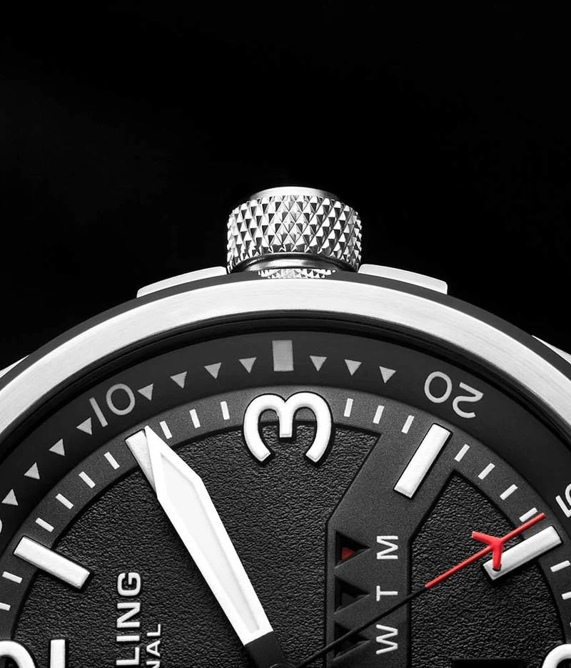 Aviator 447 Quartz 44mm