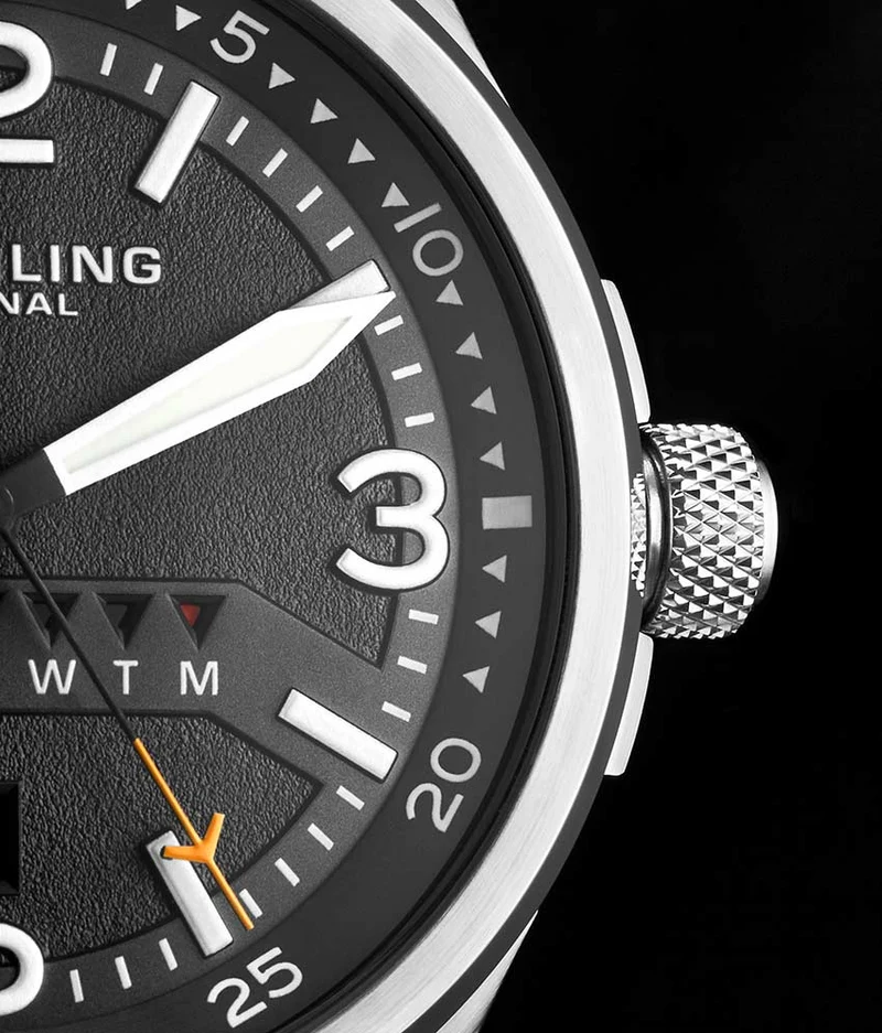 Aviator 447 Quartz 44mm