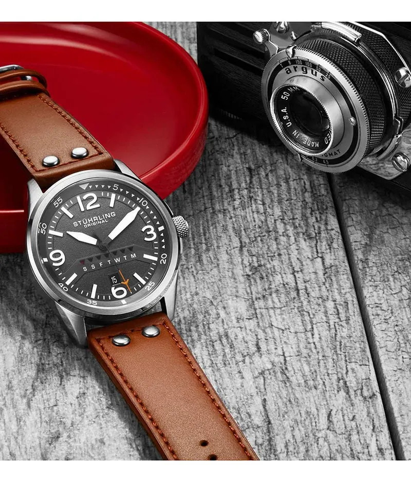 Aviator 447 Quartz 44mm