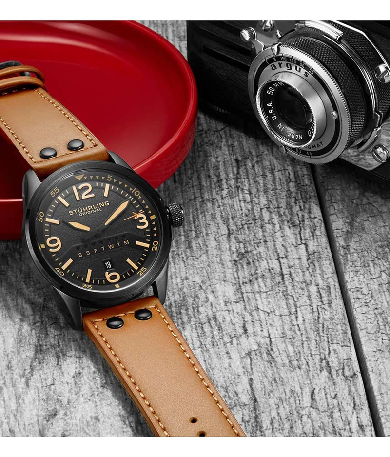 Aviator 447 Quartz 44mm