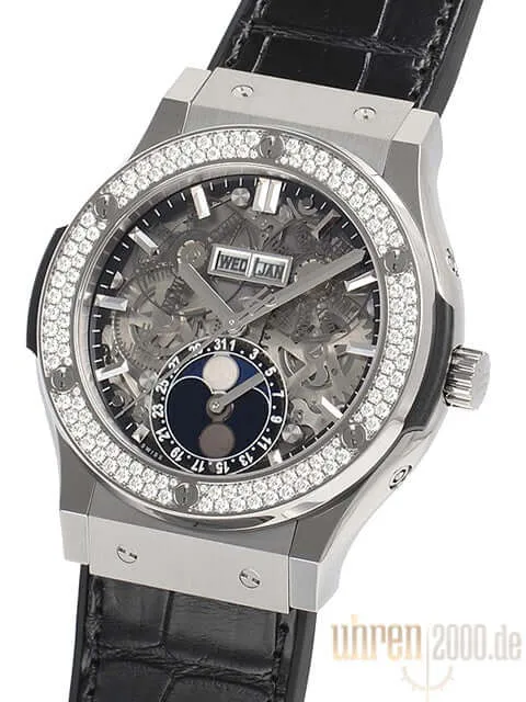 Hublot Classic Fusion Aerofusion Moonphase Titanium Diamonds 517.NX.0170.LR.1104