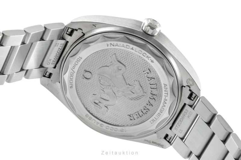 Omega Railmaster steel automatic men's watch 220.10.40.20.01.001 [2601071]