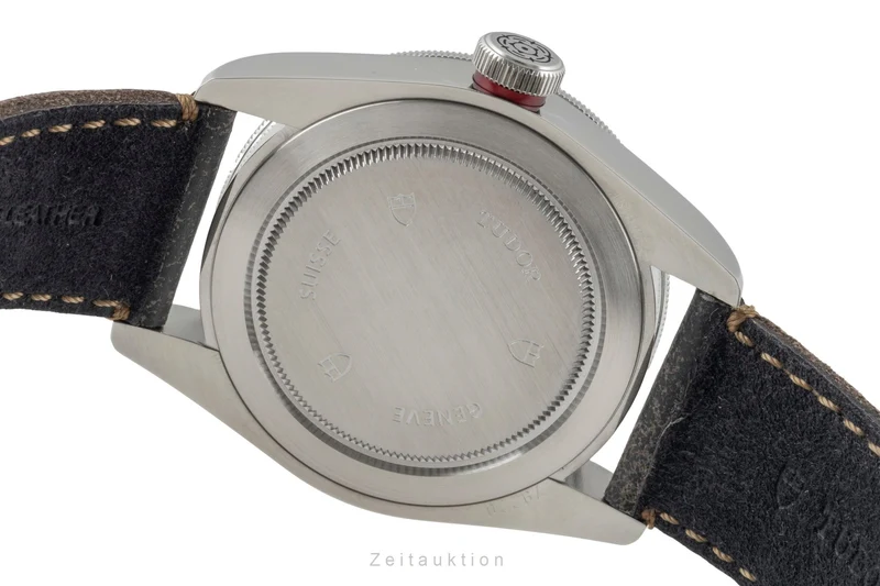Tudor Black Bay steel automatic men's watch 79220R-0002 [2601087]