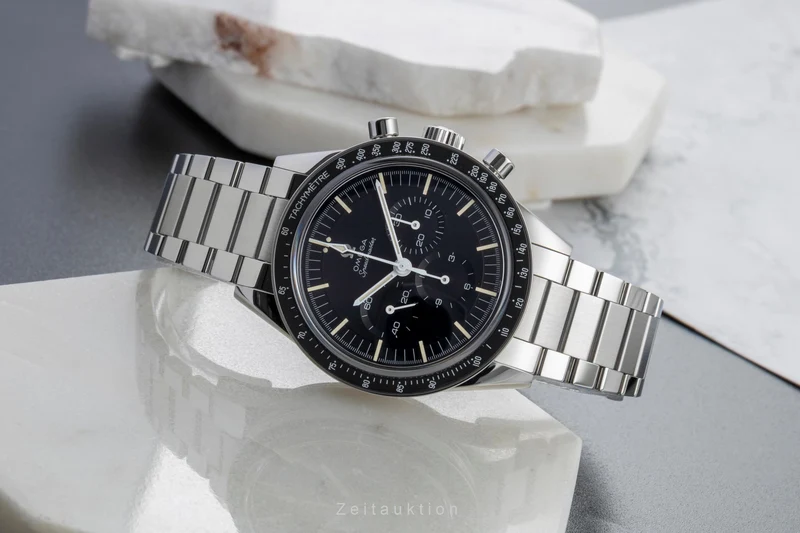 Omega Speedmaster Moonwatch chronograph steel manual winding men's watch 311.30.40.30.01.001 LP: 16800EUR [2600026]