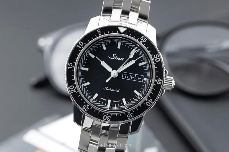 Sinn 104ST steel automatic men's watch 104 St Sa I LP: 0EUR [2601145]