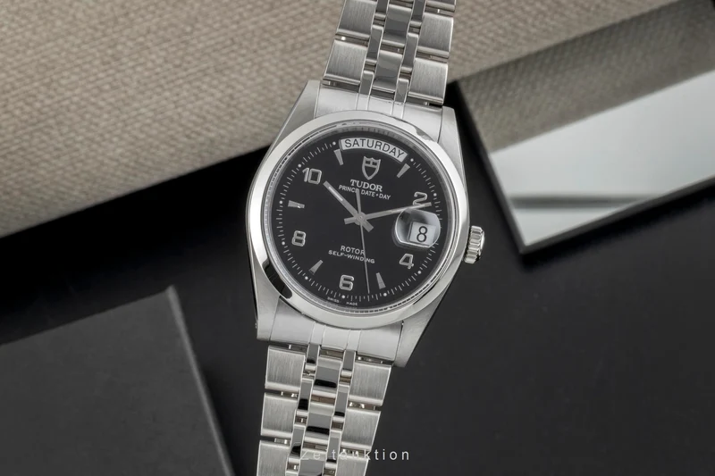Tudor Date-Day steel automatic men's watch 76200 [2600968]