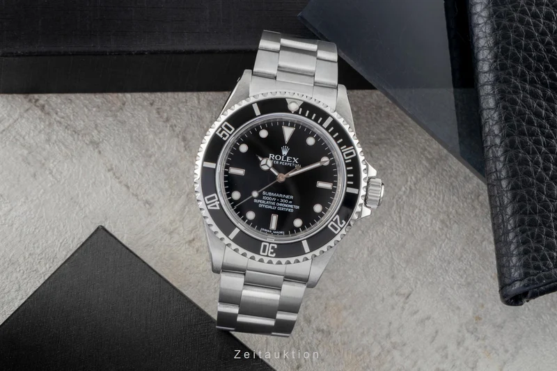 Rolex Submariner steel automatic men's watch 14060M [2601097]