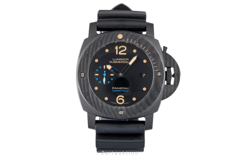Panerai Submersible carbon automatic men's watch PAM00616 LP: 19500EUR [2601125]