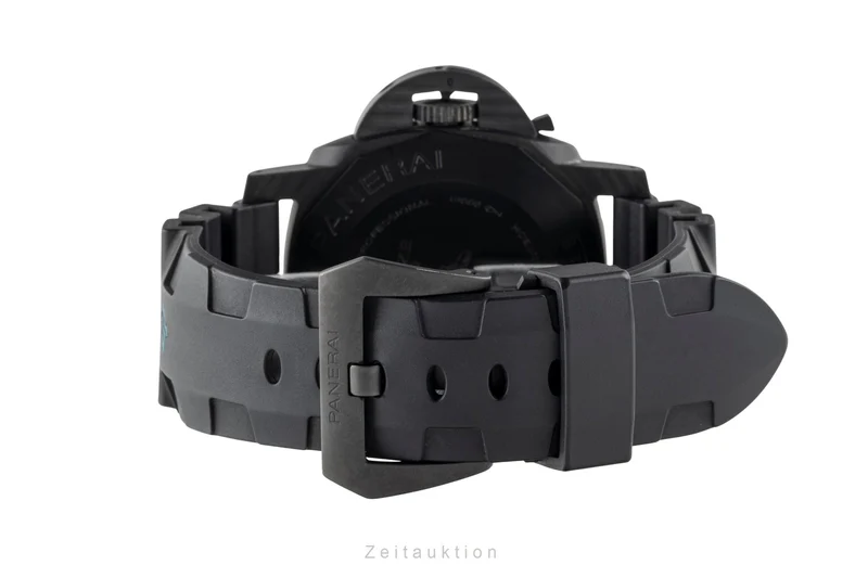 Panerai Submersible carbon automatic men's watch PAM00616 LP: 19500EUR [2601125]