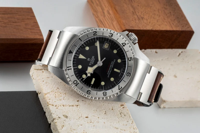 Tudor Black Bay steel automatic men's watch 70150 [2601085]