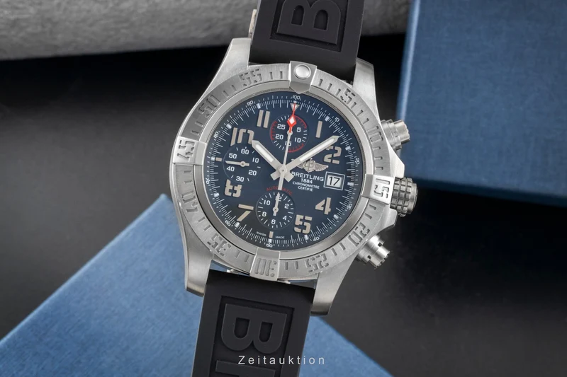 Breitling Avenger chronograph titanium automatic men's watch E1338310/M534 [2600274]