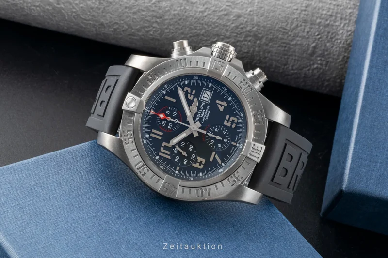 Breitling Avenger chronograph titanium automatic men's watch E1338310/M534 [2600274]