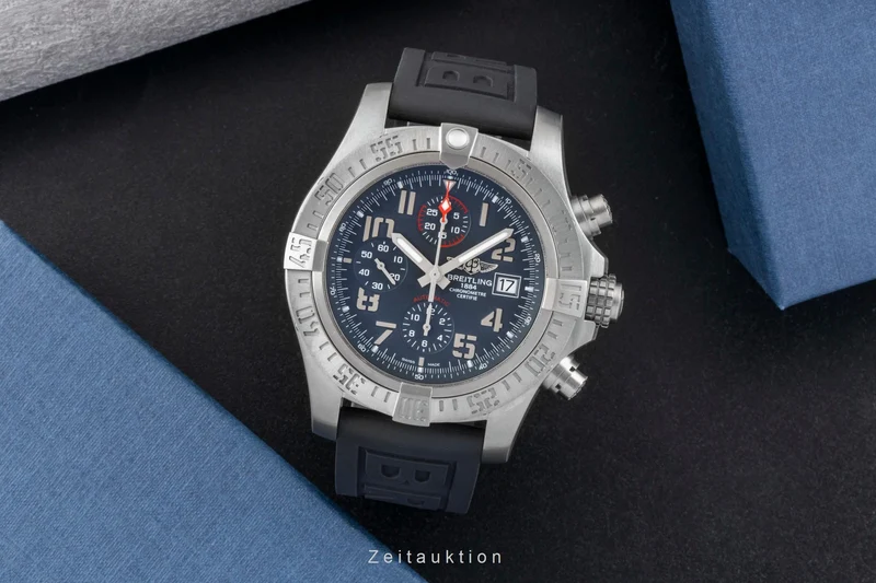 Breitling Avenger chronograph titanium automatic men's watch E1338310/M534 [2600274]