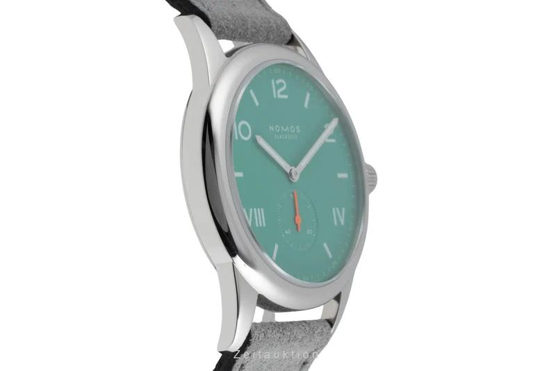 Nomos Club steel manual winding men's watch 726 LP: 1480EUR [2600810]