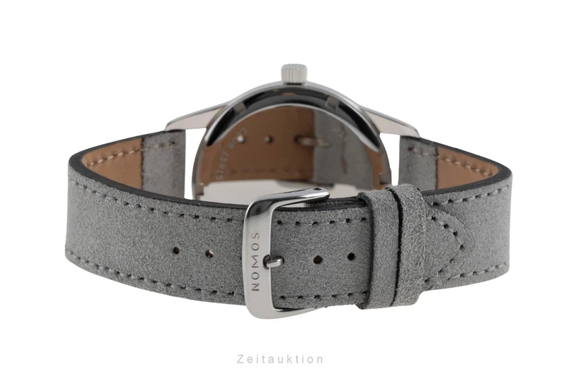Nomos Club steel manual winding men's watch 726 LP: 1480EUR [2600810]