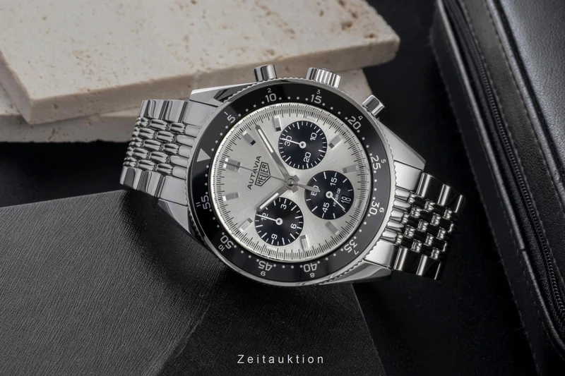 Tag Heuer Autavia chronograph steel automatic men's watch CBE2111.BA0687 Limited [2600911]