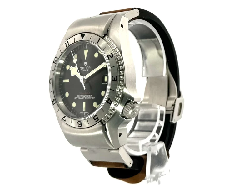 Tudor Black Bay P01 M70150-0001