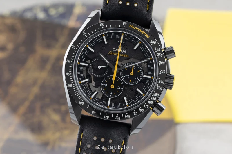Omega Speedmaster Moonwatch chronograph ceramic manual winding men's watch 311.92.44.30.01.001 LP: 11700EUR [2601035]